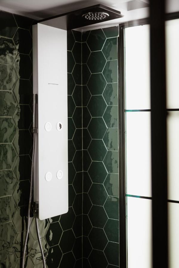 The Bold Type Hotel, A Member Of Design Hotels Patras Bagian luar foto