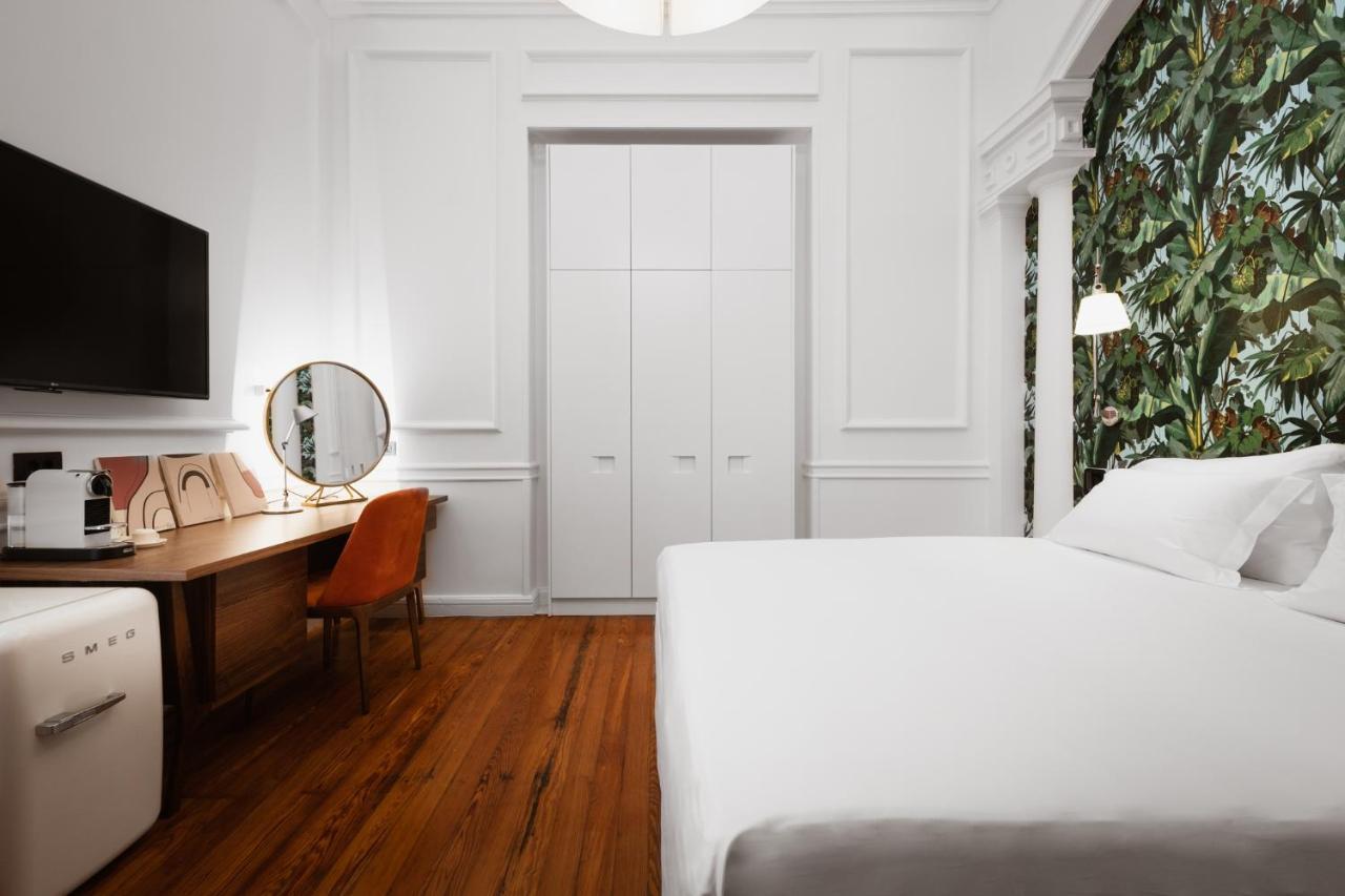 The Bold Type Hotel, A Member Of Design Hotels Patras Bagian luar foto