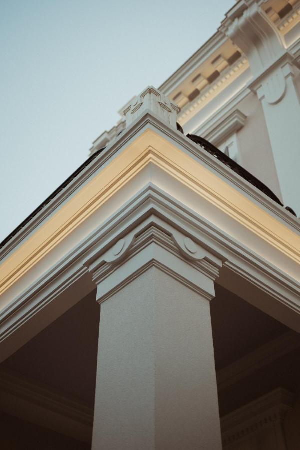 The Bold Type Hotel, A Member Of Design Hotels Patras Bagian luar foto