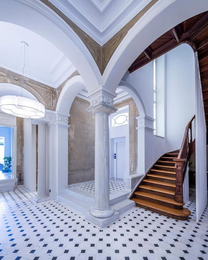 The Bold Type Hotel, A Member Of Design Hotels Patras Bagian luar foto